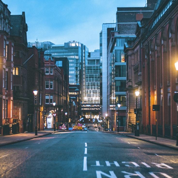 Parents evaluating schools in United Kingdom